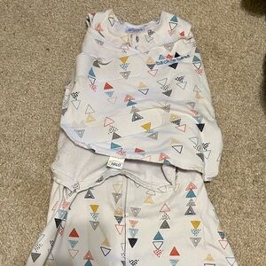 Halo SleepSack with Multicolor Triangle Design